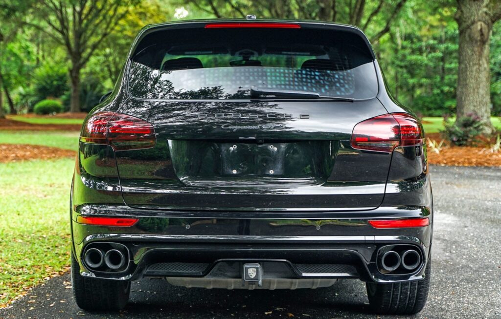 2017 Porsche Cayenne GTS
