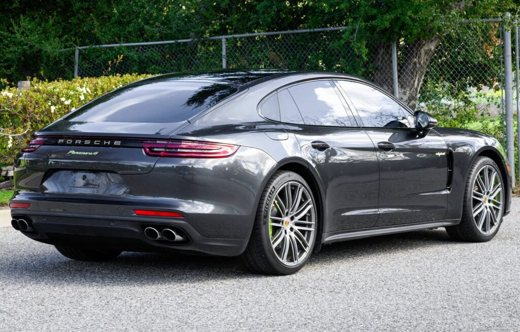 2018 Porsche Panamera 4 E-Hybrid