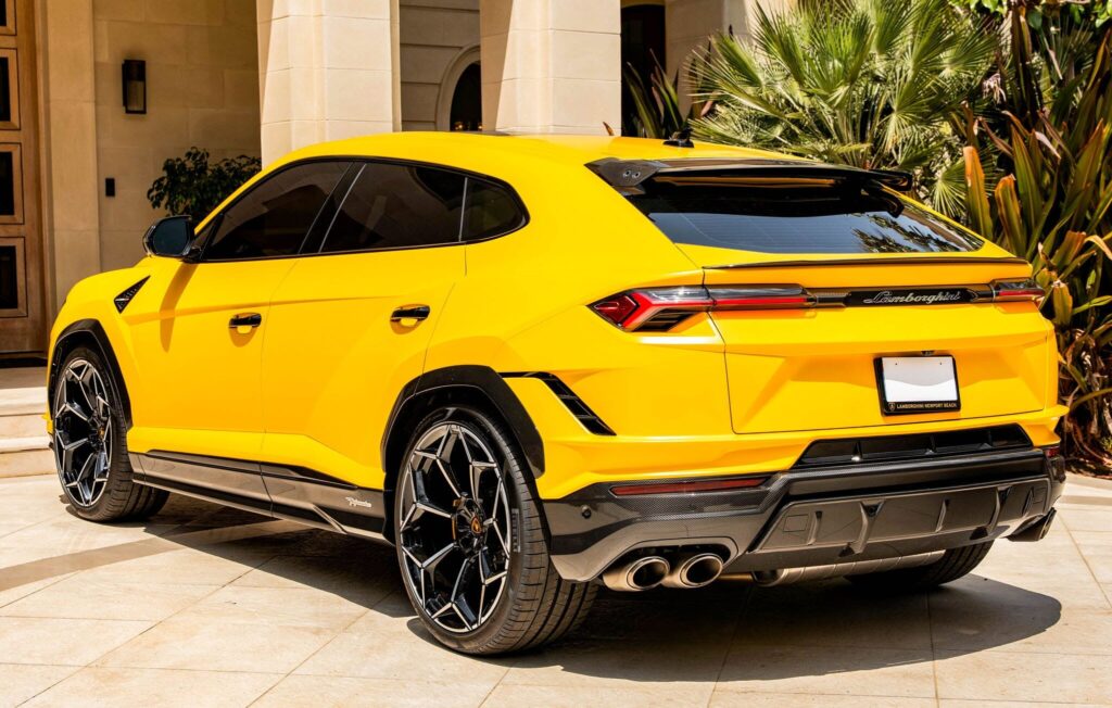 2024 Lamborghini Urus Performante