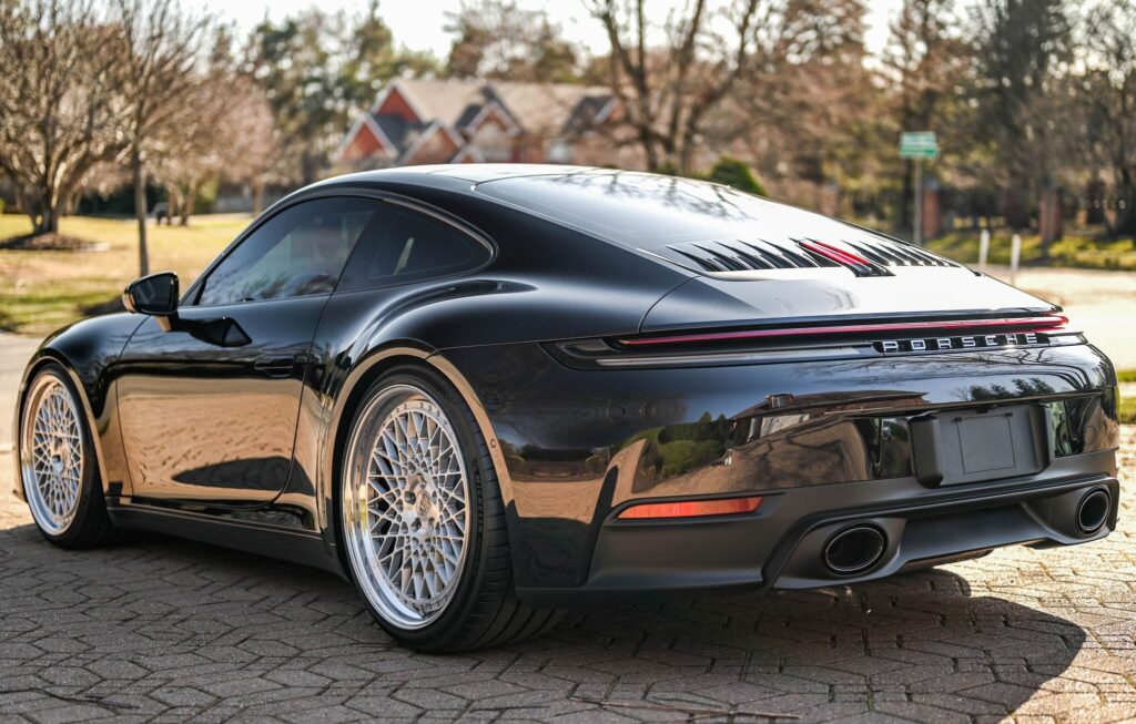 2025 Porsche 911 Carrera